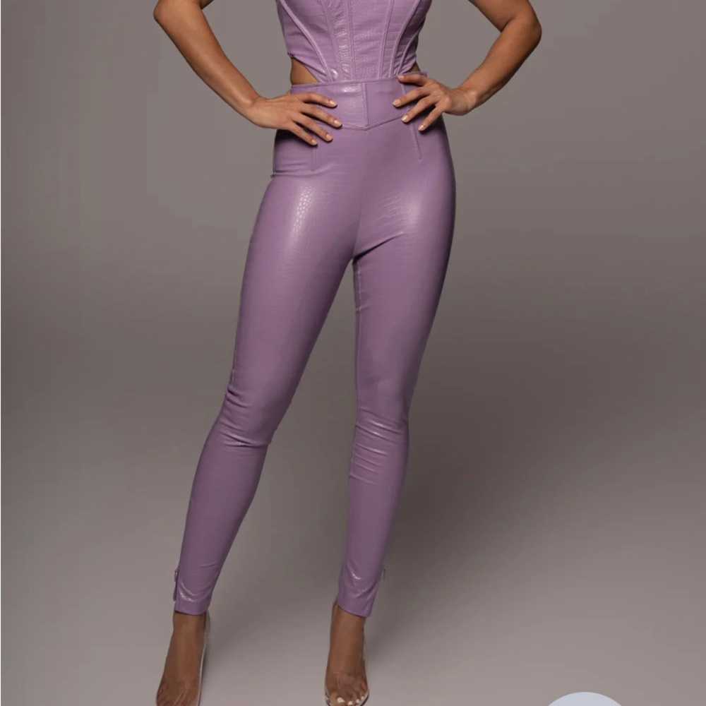 NEW w/TAGS PURPLE CROC HIGH WAISTED PANTS FAUX LEATHER SMALL